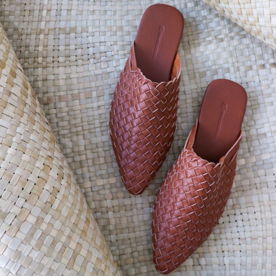 SURI Pointy Woven Mules